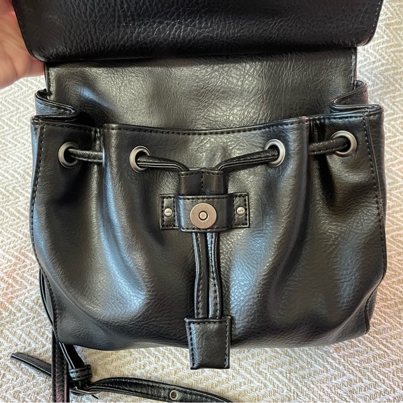 Matt & Nat Mulan Bag - Black - Drawstring Crossbody Purse With Top Handle - Picture 8 of 11